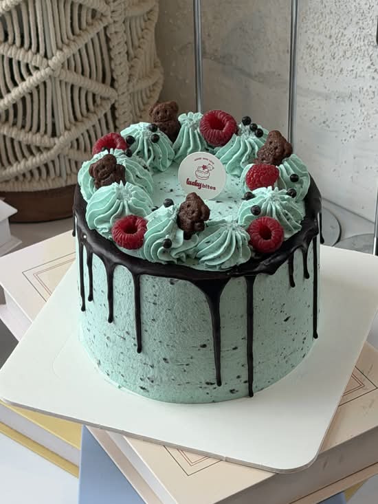 6Inch mint chocolate Oreo Cake/ 六寸薄荷巧克力奥利奥